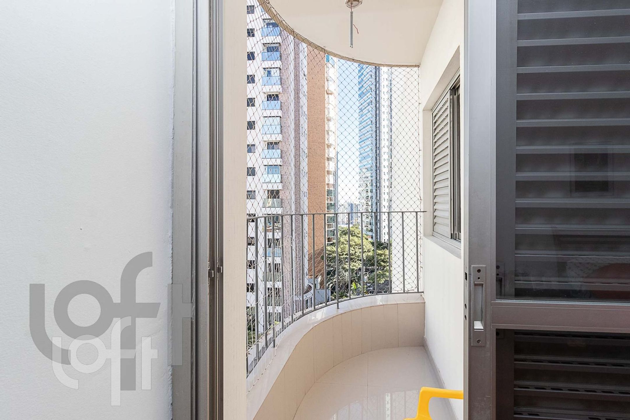 Apartamento à venda com 4 quartos, 156m² - Foto 16