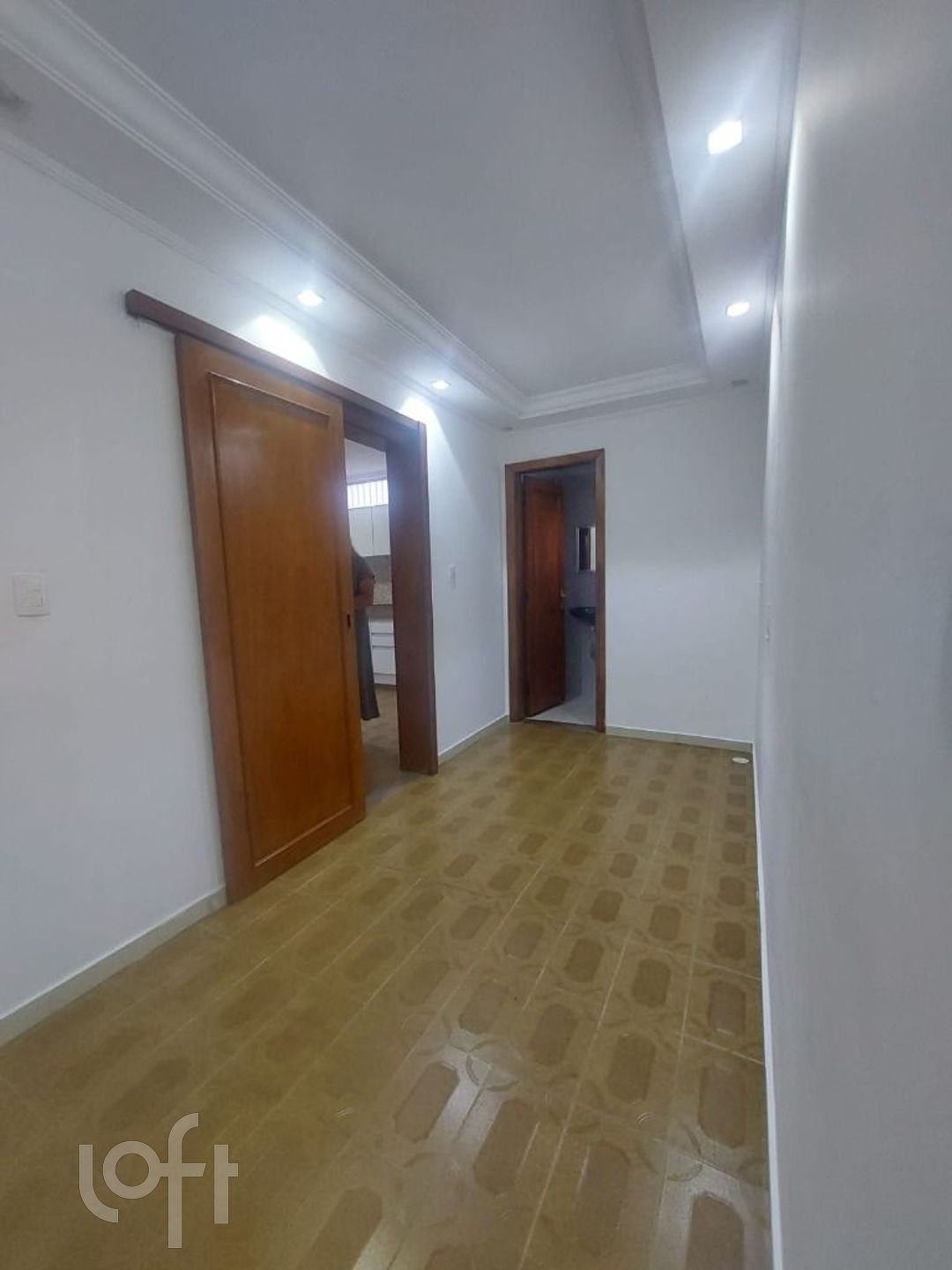 Casa à venda com 2 quartos, 109m² - Foto 9