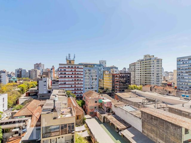 Apartamento com 48m², 1 dormitório, 1 vaga, Cidade Baixa em Porto Alegre