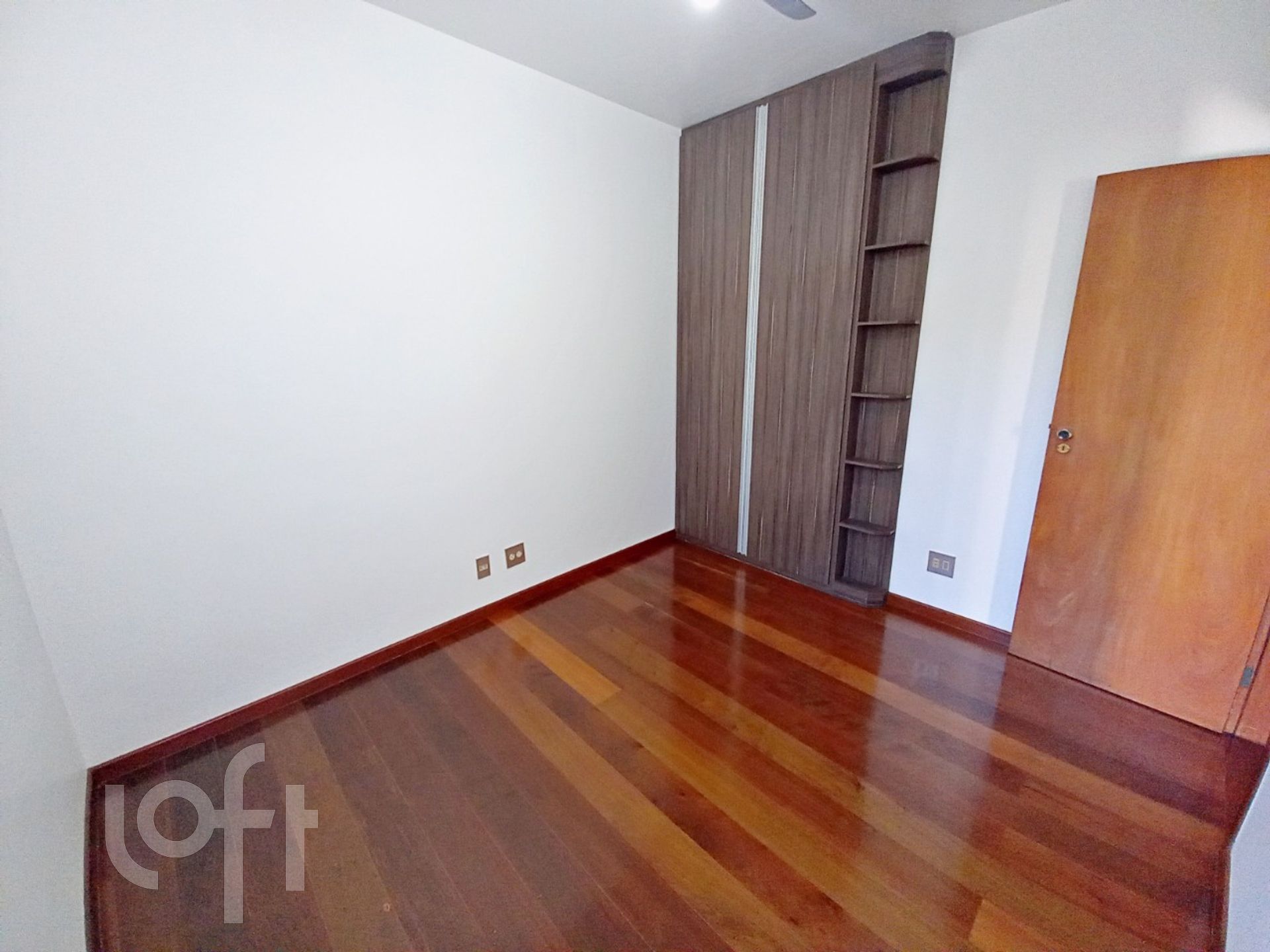 Apartamento à venda com 4 quartos, 140m² - Foto 14