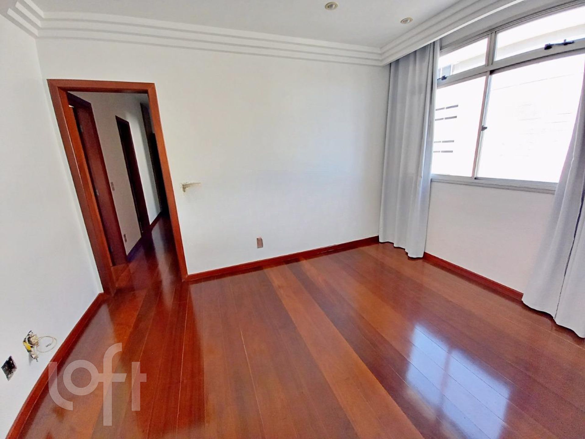 Apartamento à venda com 4 quartos, 140m² - Foto 6