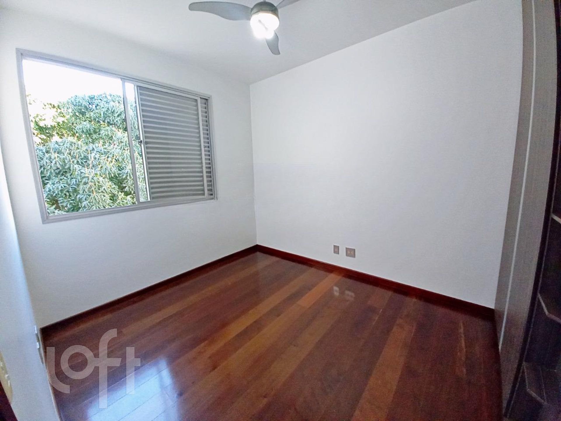 Apartamento à venda com 4 quartos, 140m² - Foto 13