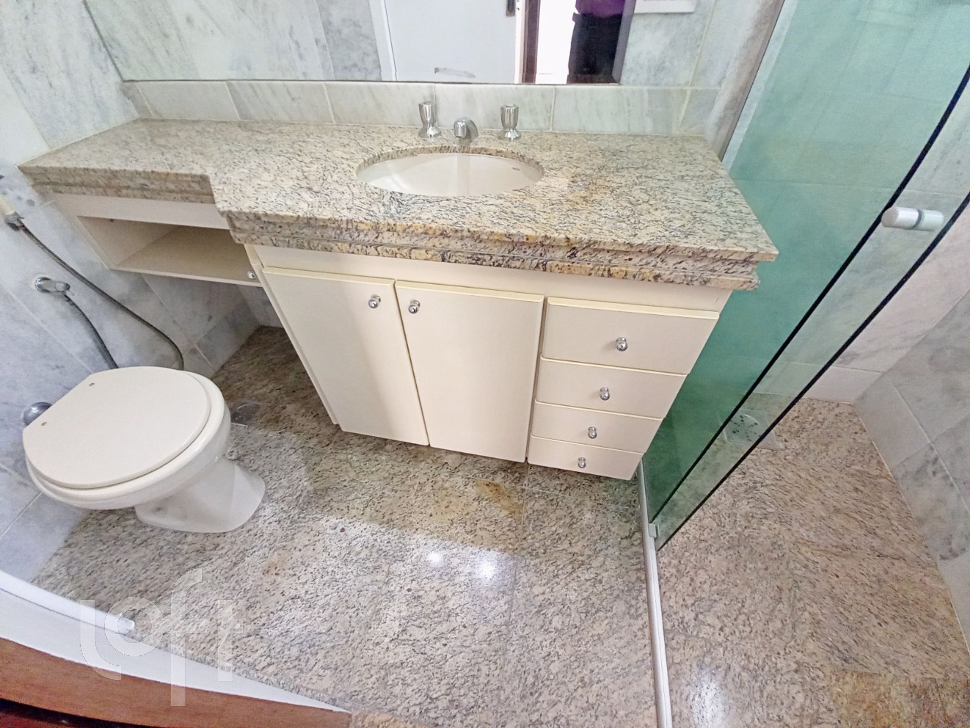 Apartamento à venda com 4 quartos, 140m² - Foto 19