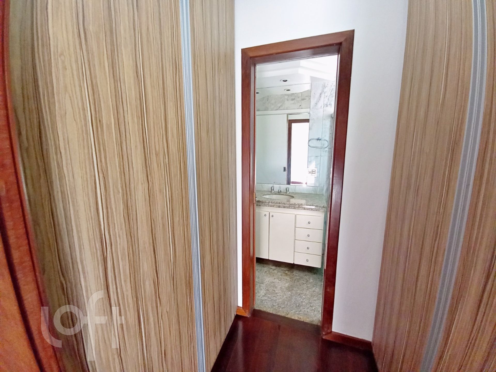 Apartamento à venda com 4 quartos, 140m² - Foto 12