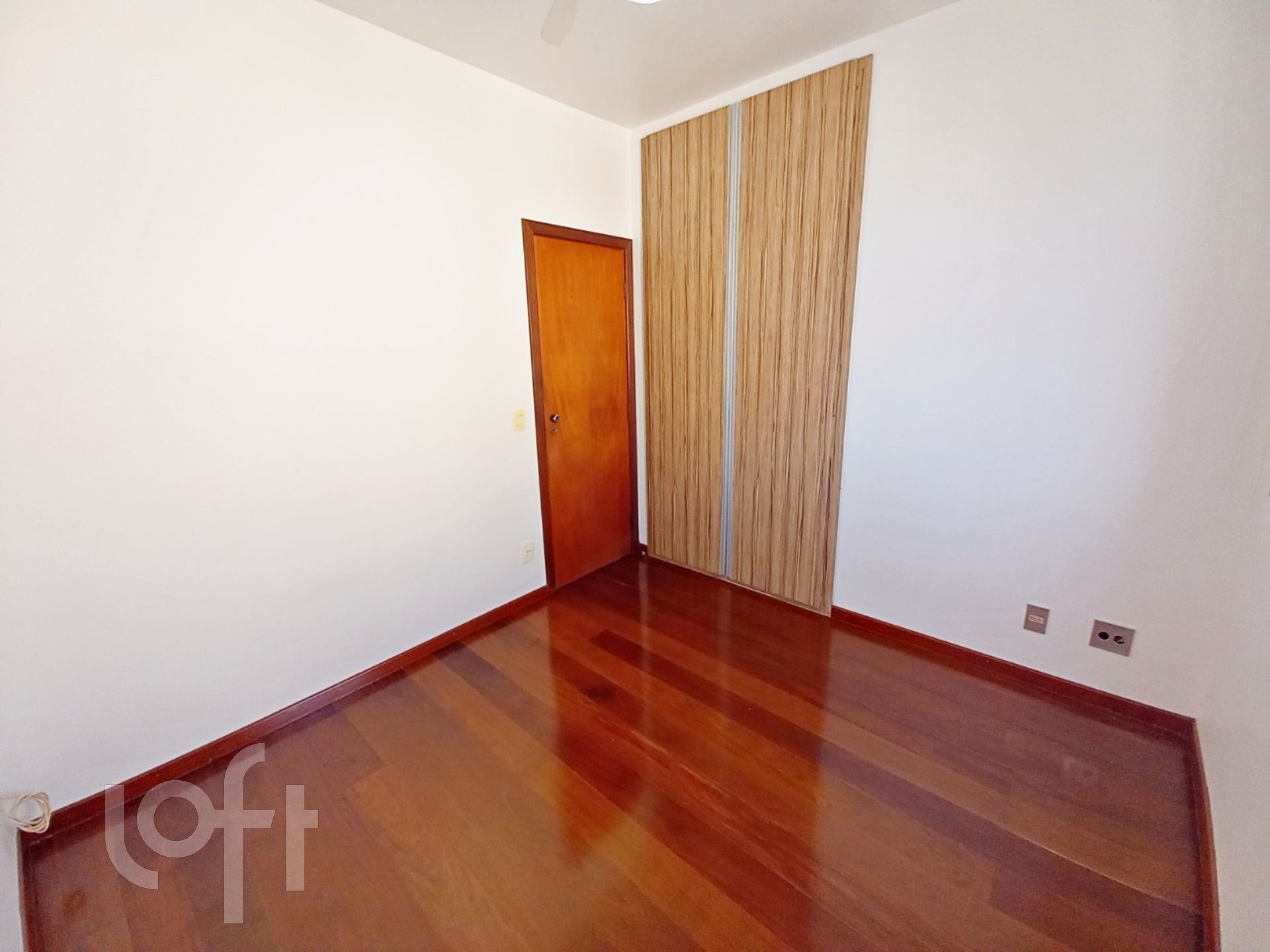 Apartamento à venda com 4 quartos, 140m² - Foto 10