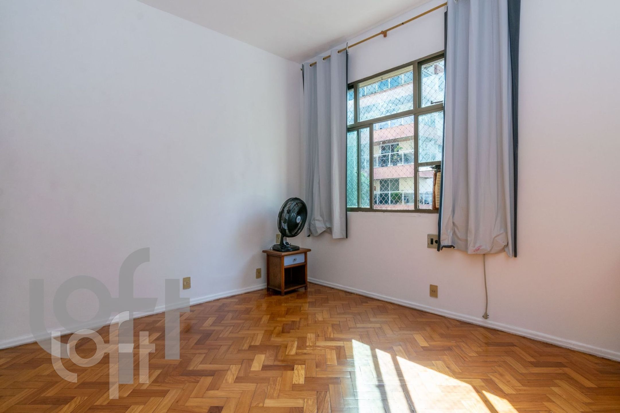 Apartamento à venda com 4 quartos, 153m² - Foto 14