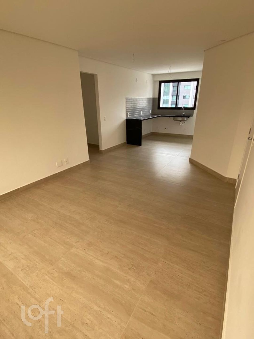 Apartamento à venda com 3 quartos, 85m² - Foto 1