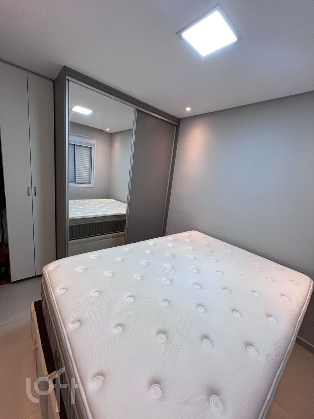 Apartamento à venda com 2 quartos, 40m² - Foto 14