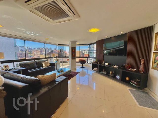 Apartamento com 400m², 4 dormitórios, Bela Vista em Porto Alegre