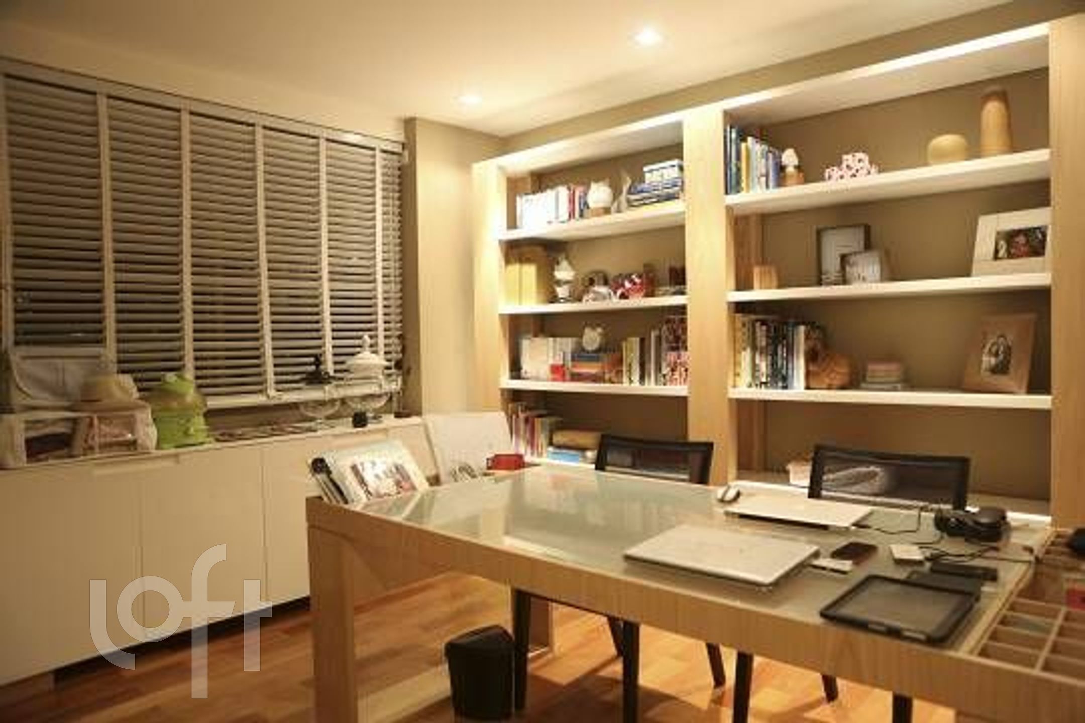 Apartamento à venda com 5 quartos, 307m² - Foto 3