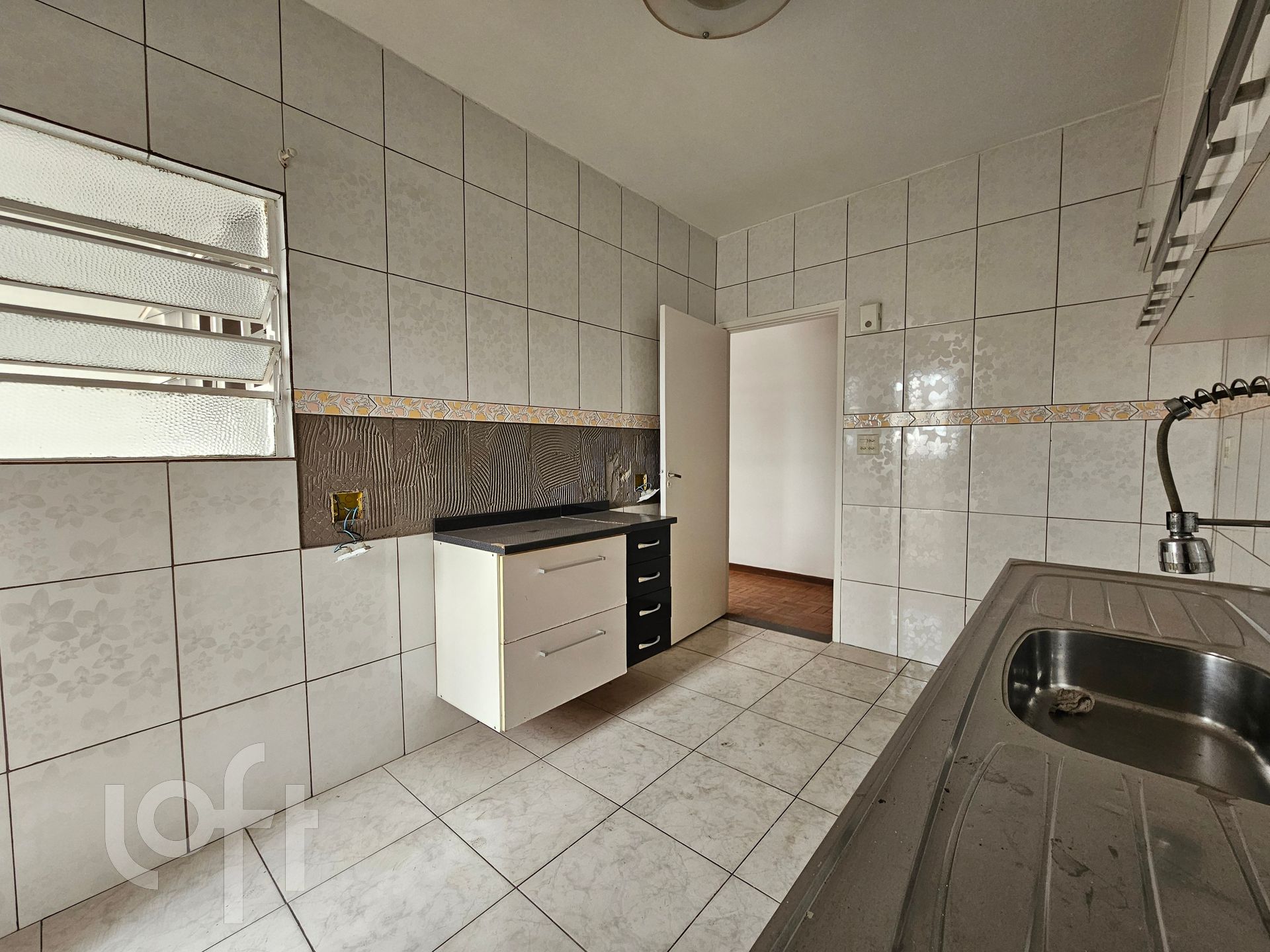 Apartamento à venda com 2 quartos, 100m² - Foto 4