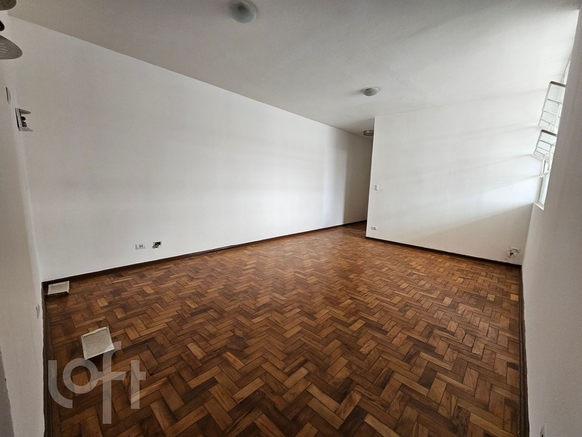 Apartamento à venda com 2 quartos, 100m² - Foto 2