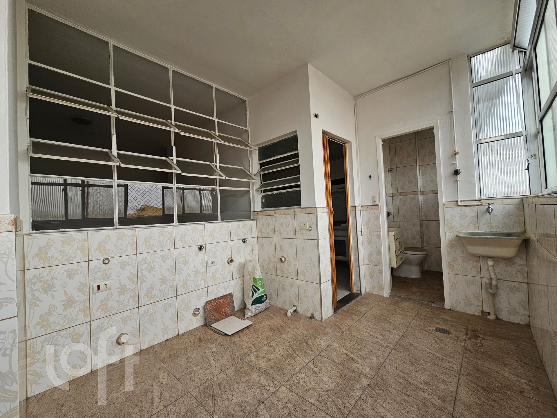 Apartamento à venda com 2 quartos, 100m² - Foto 5