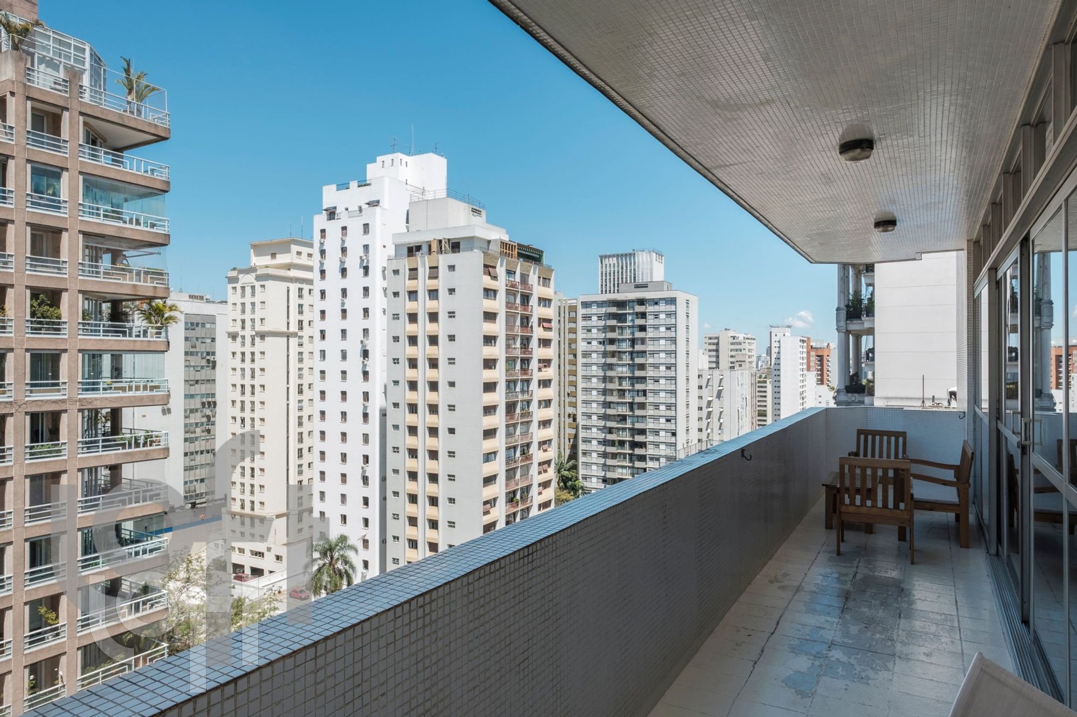 Imagem da propriedade PU1yrcrui 15