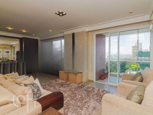 Apartamento com 152m², 3 dormitórios, 3 suítes, Bela Vista em Porto Alegre