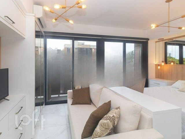 Apartamento com 36m², 1 dormitório, 1 vaga, Boa Vista em Porto Alegre