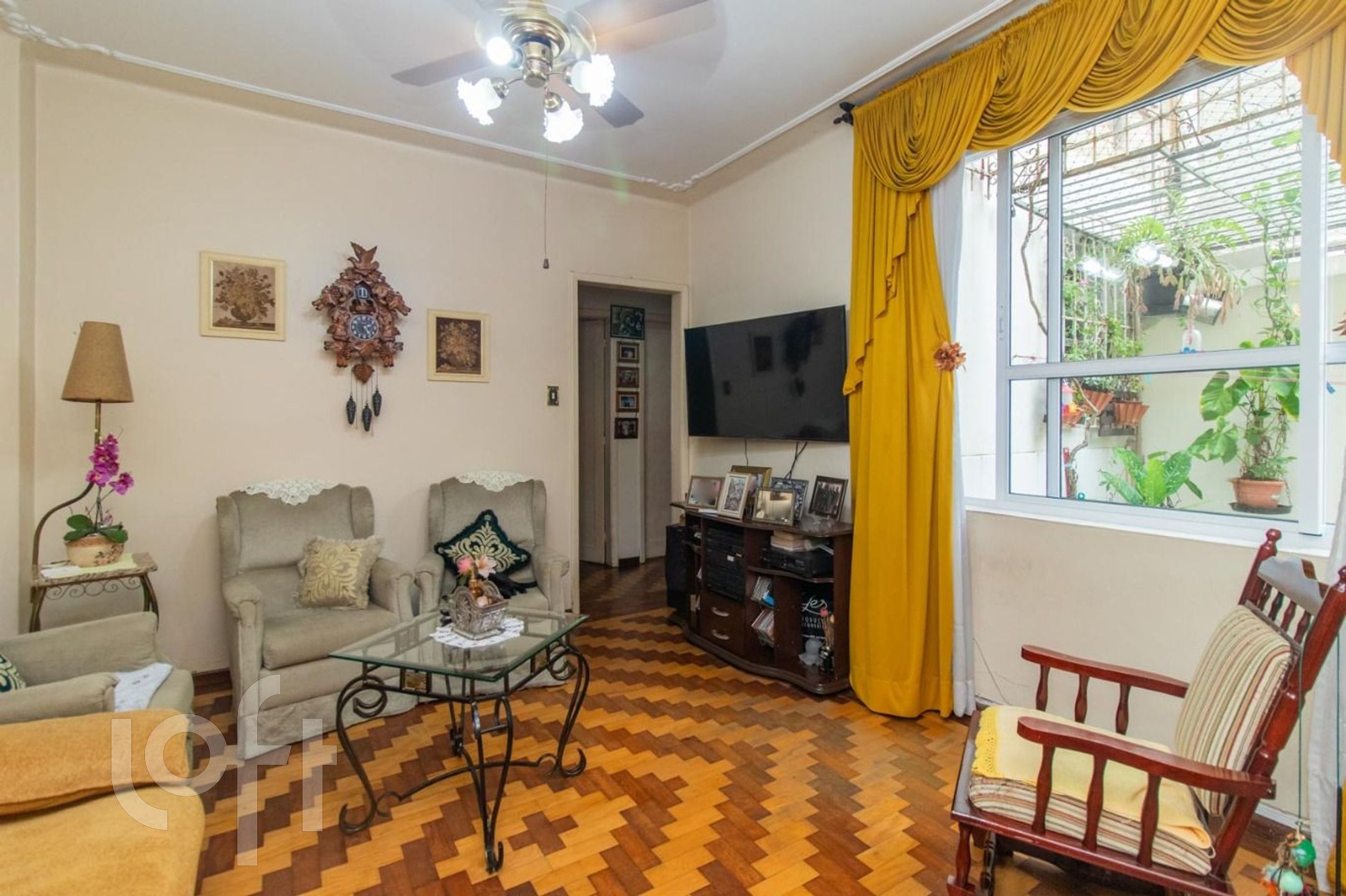 Apartamento com 82m², 3 dormitórios, 1 suíte, Santana em Porto Alegre