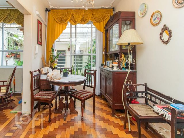 Apartamento com 82m², 3 dormitórios, 1 suíte, Santana em Porto Alegre