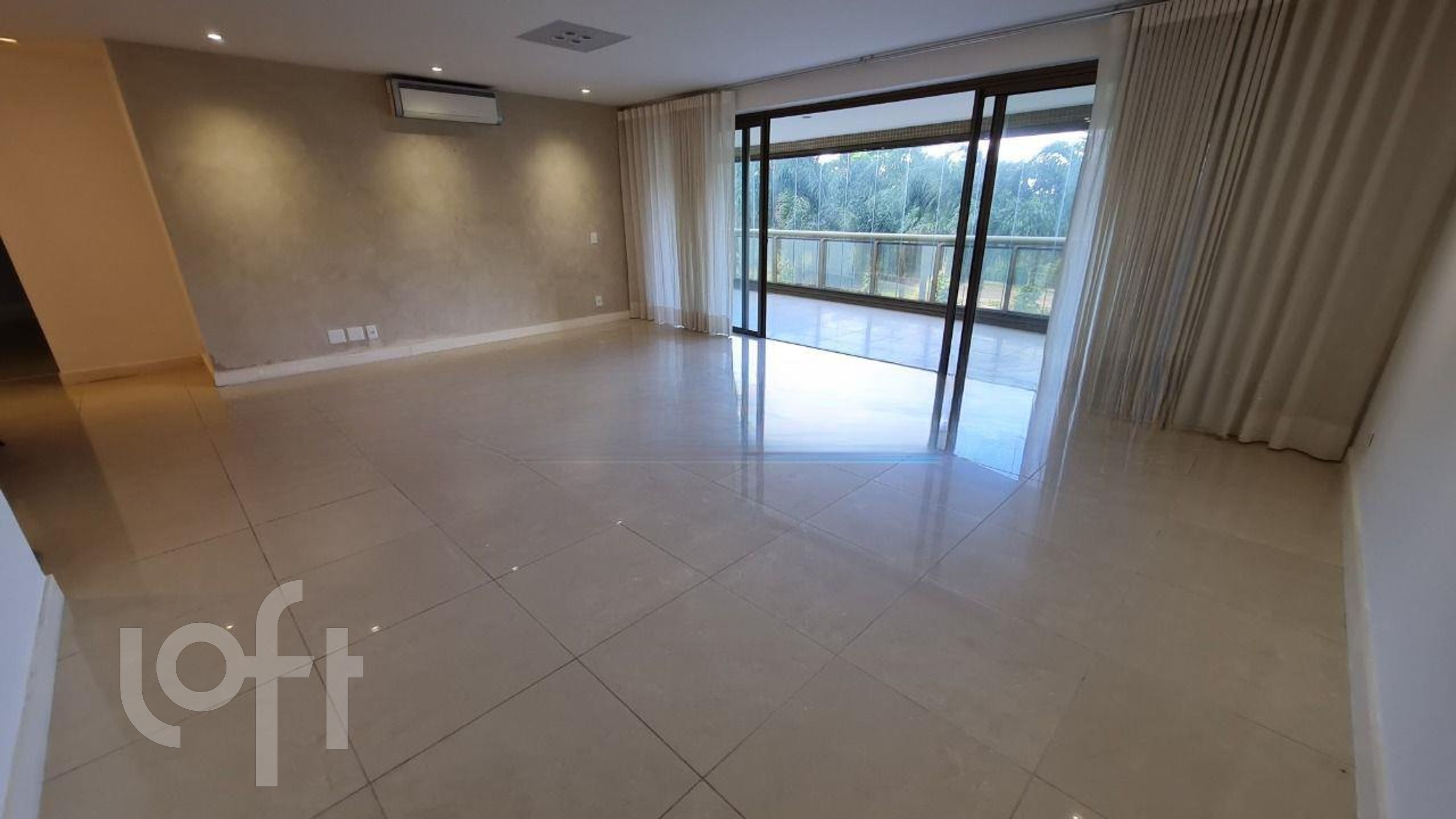 Apartamento à venda com 4 quartos, 278m² - Foto 8