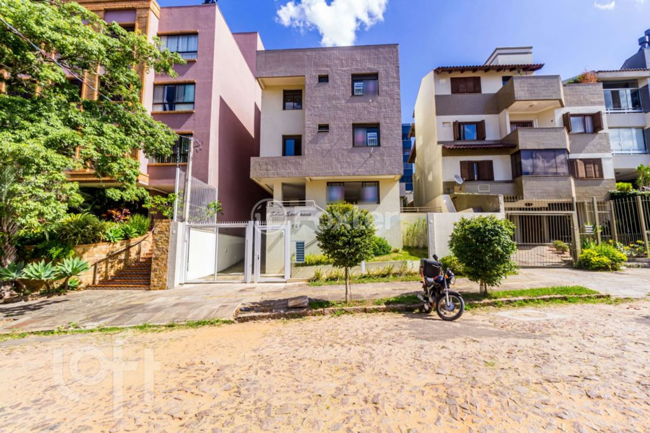 Apartamento com 72m², 2 dormitórios, 1 suíte, 1 vaga, Chácara das Pedras em Porto Alegre
