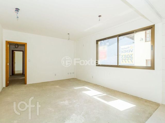 Apartamento com 72m², 2 dormitórios, 1 suíte, 1 vaga, Chácara das Pedras em Porto Alegre