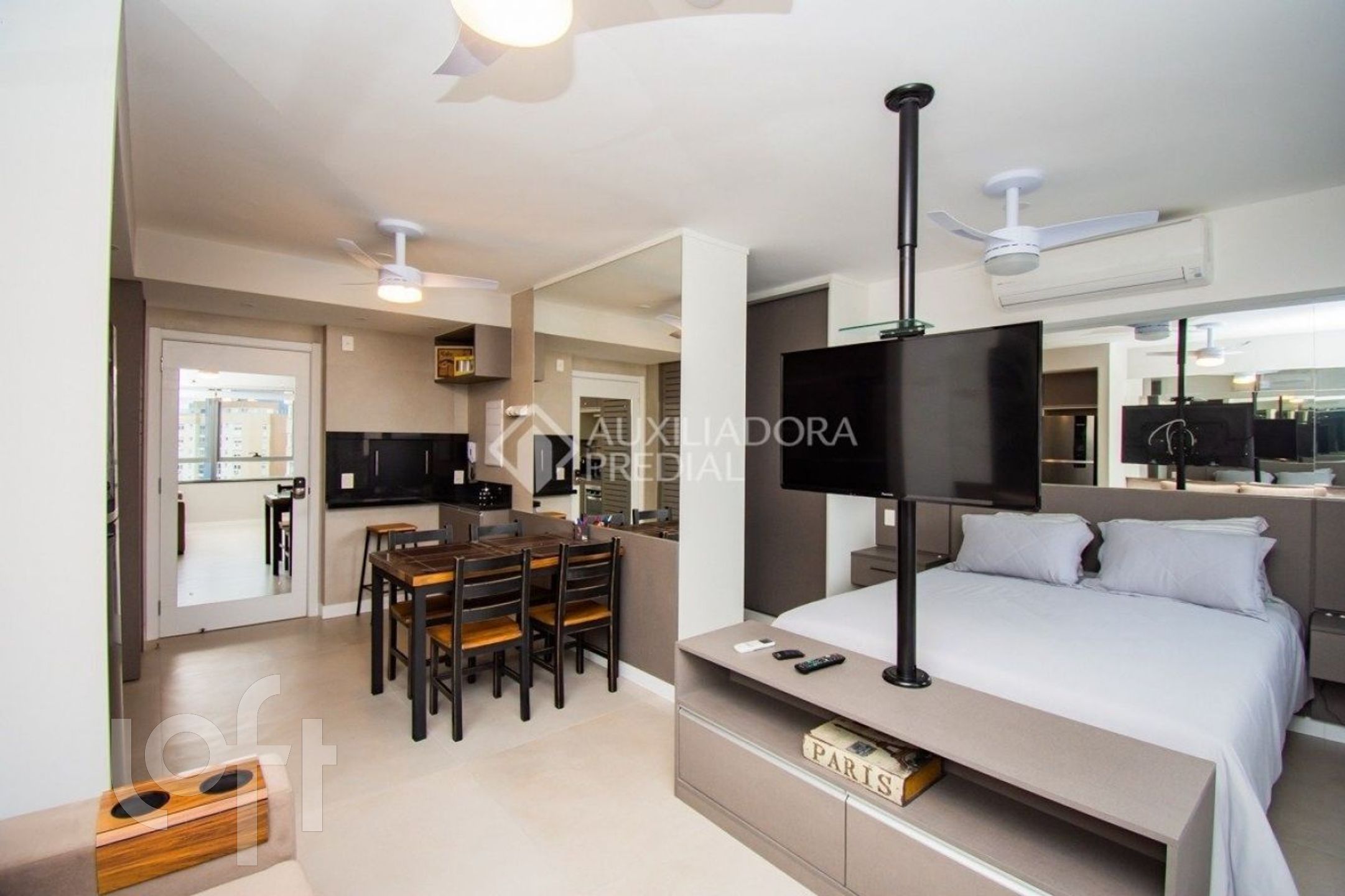 Apartamento com 37m², 1 dormitório, 1 vaga, Chácara das Pedras em Porto Alegre