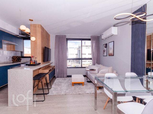 Apartamento com 58m², 2 dormitórios, 2 vagas, Jardim Botânico em Porto Alegre