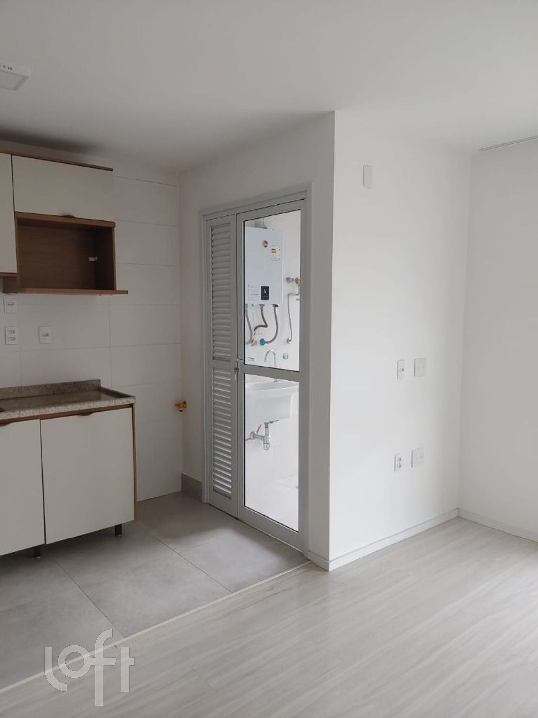 Apartamento à venda com 2 quartos, 70m² - Foto 4