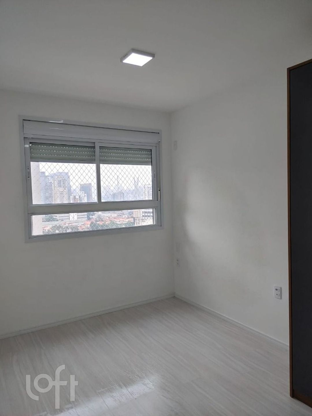 Apartamento à venda com 2 quartos, 70m² - Foto 11