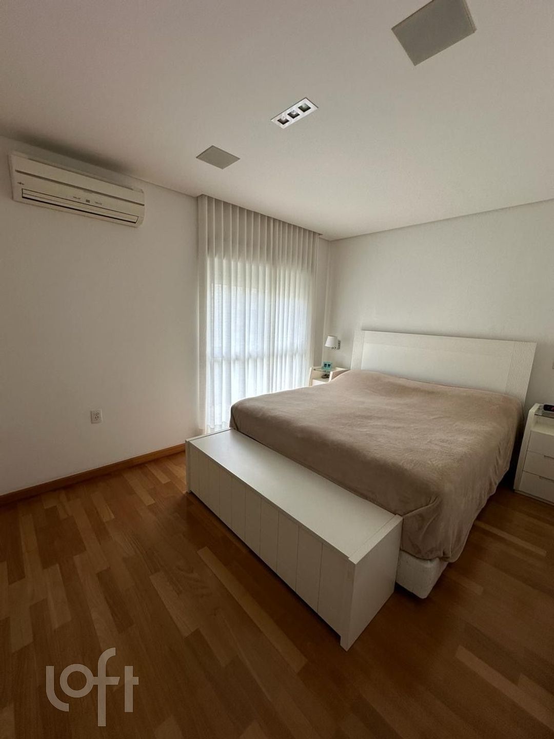 Apartamento à venda com 3 quartos, 163m² - Foto 11