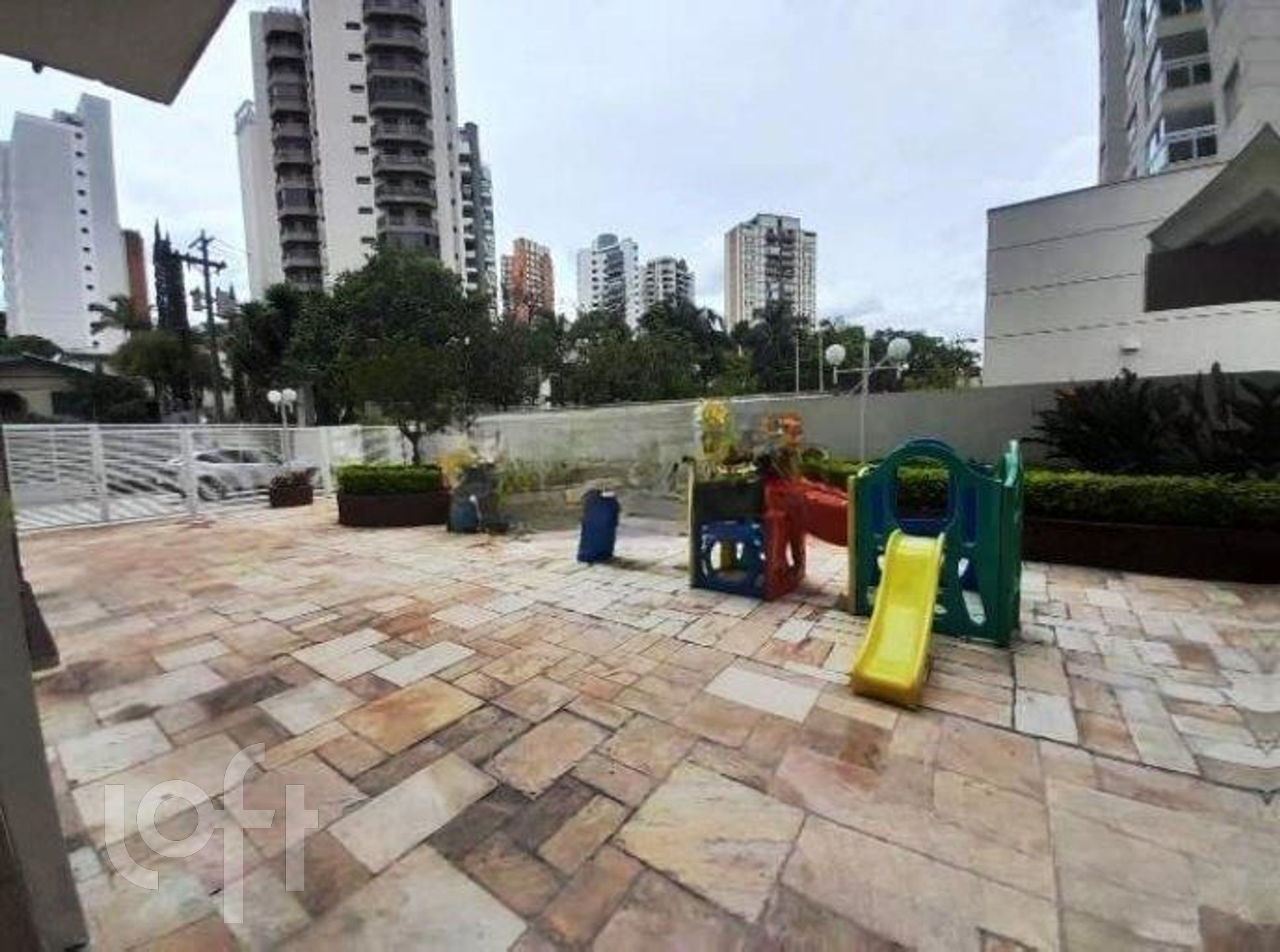 Apartamento à venda com 2 quartos, 65m² - Foto 19