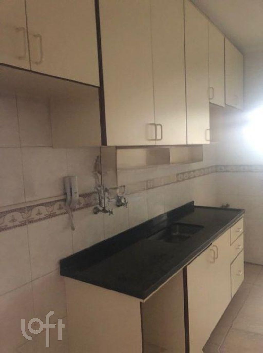 Apartamento à venda com 2 quartos, 65m² - Foto 3