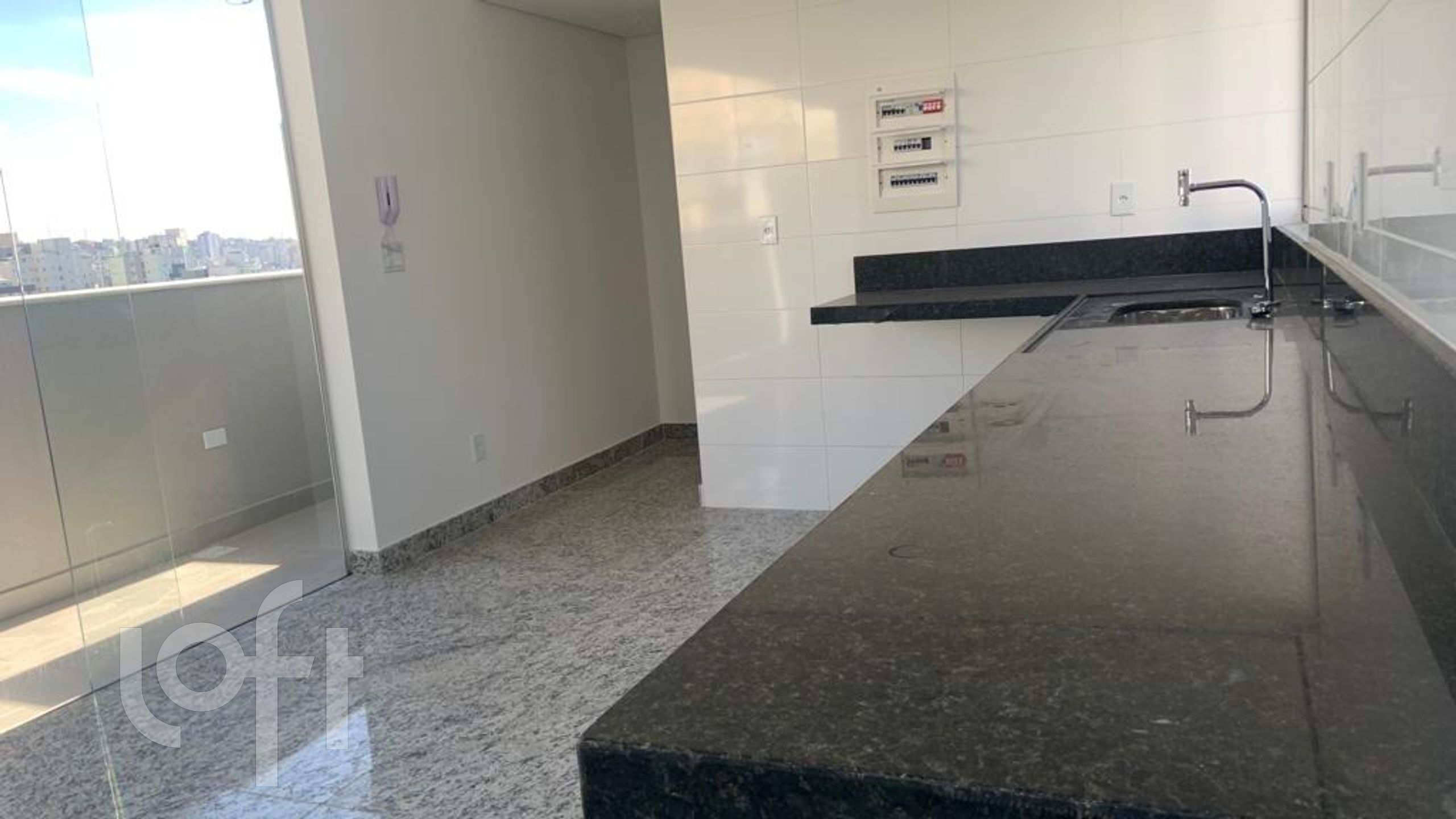 Apartamento à venda com 1 quarto, 73m² - Foto 10