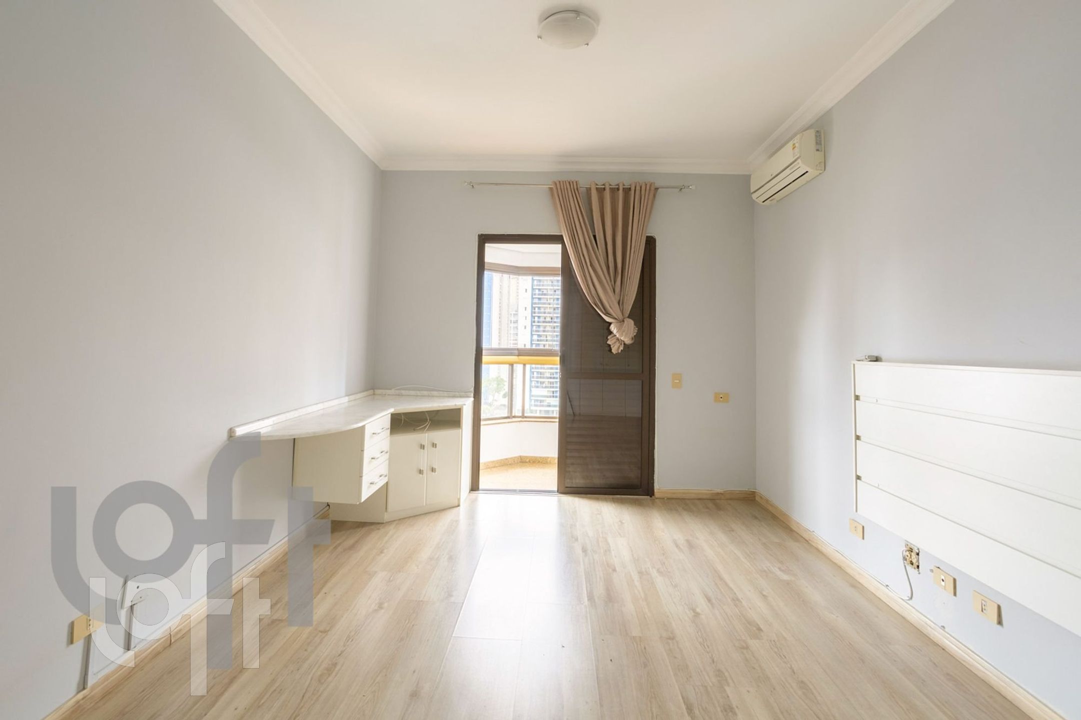 Apartamento à venda com 4 quartos, 268m² - Foto 13