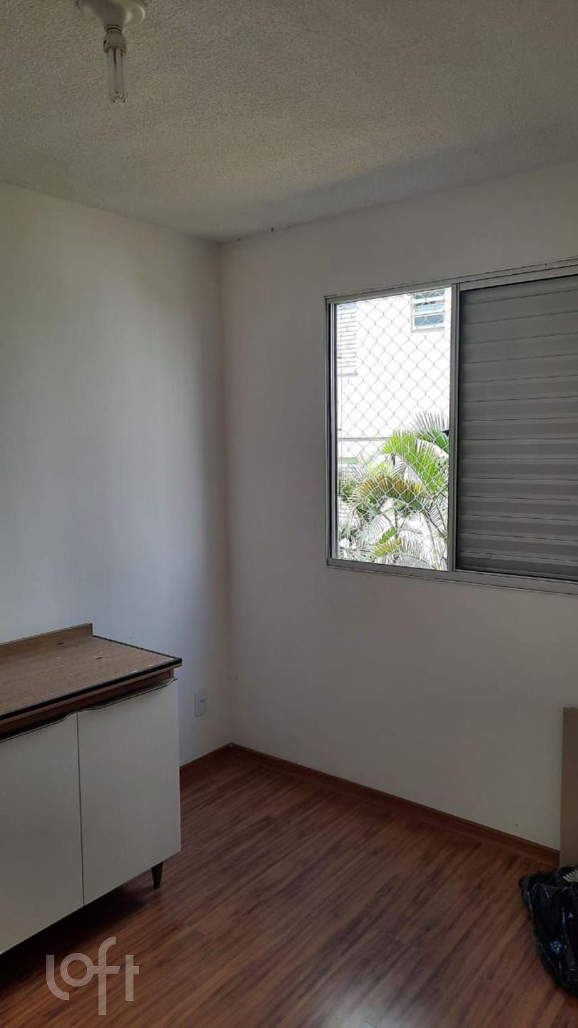 Apartamento à venda com 2 quartos, 45m² - Foto 2