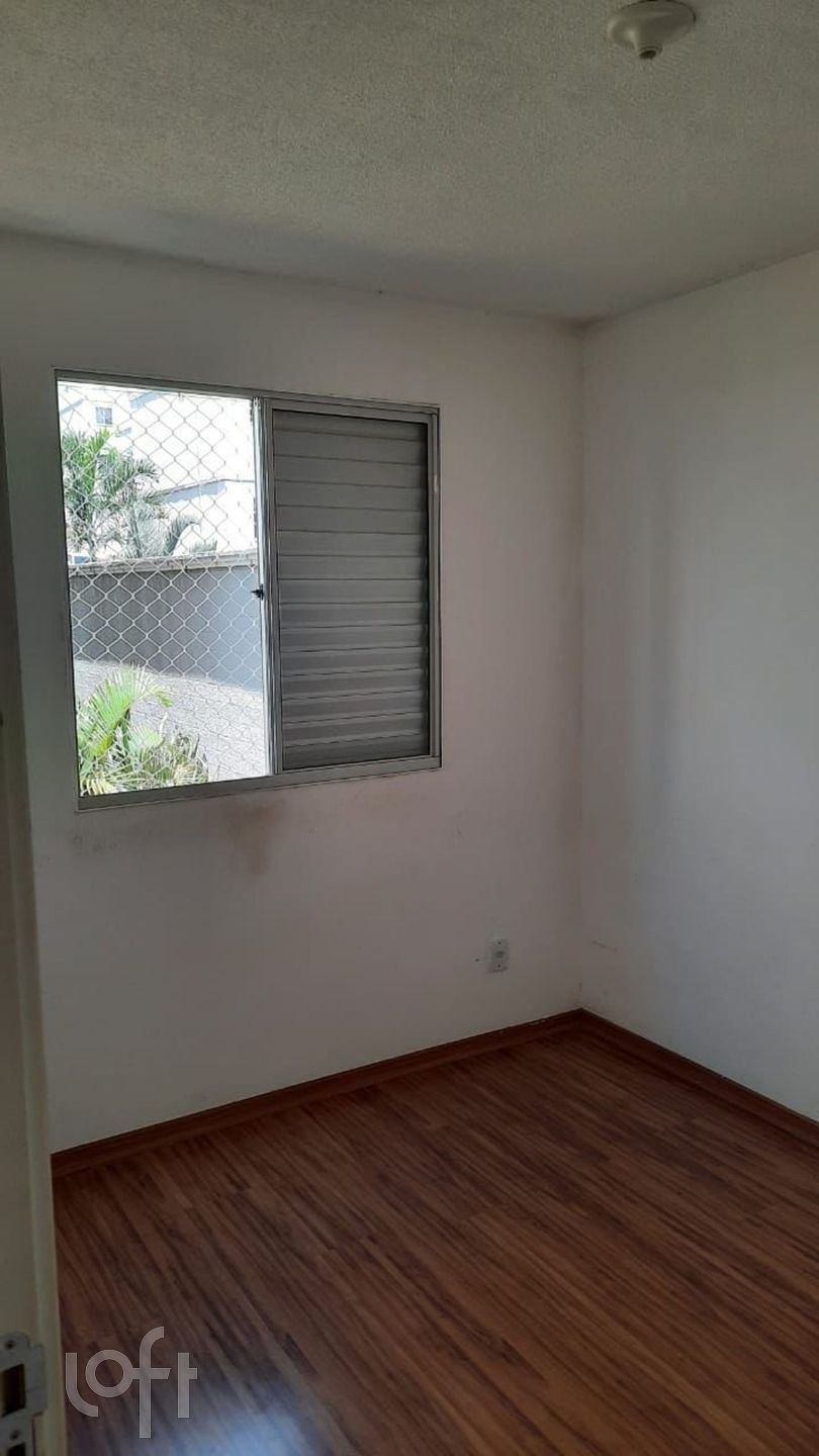 Apartamento à venda com 2 quartos, 45m² - Foto 3