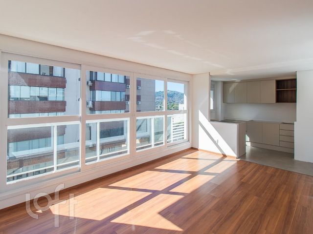 Apartamento com 59m², 2 dormitórios, 1 suíte, 2 vagas, Jardim Botânico em Porto Alegre