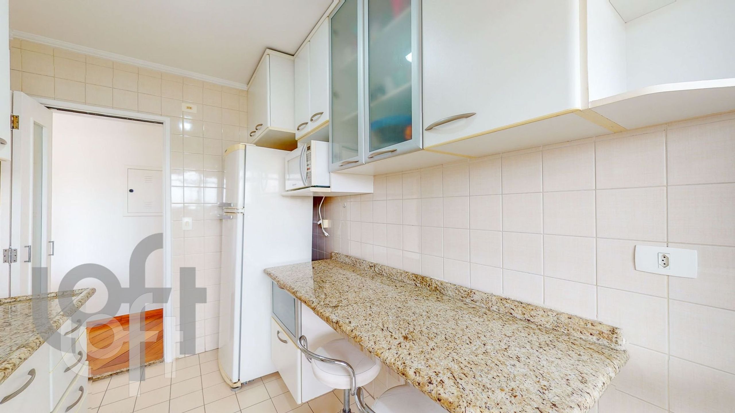 Apartamento à venda com 3 quartos, 75m² - Foto 23