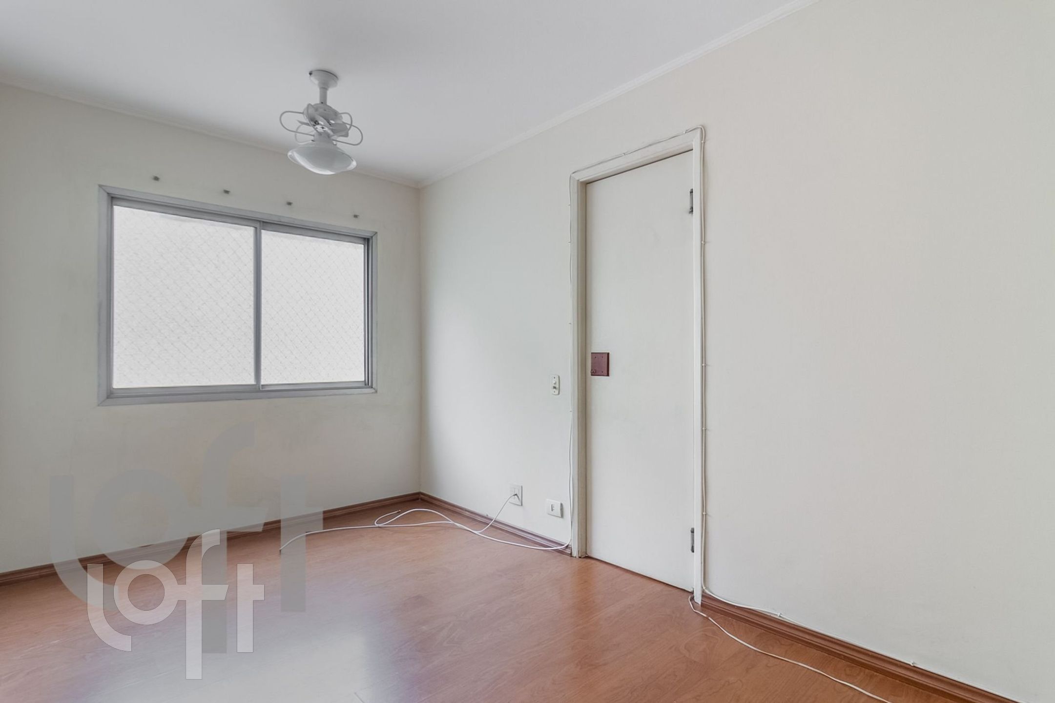 Apartamento à venda com 1 quarto, 34m² - Foto 1