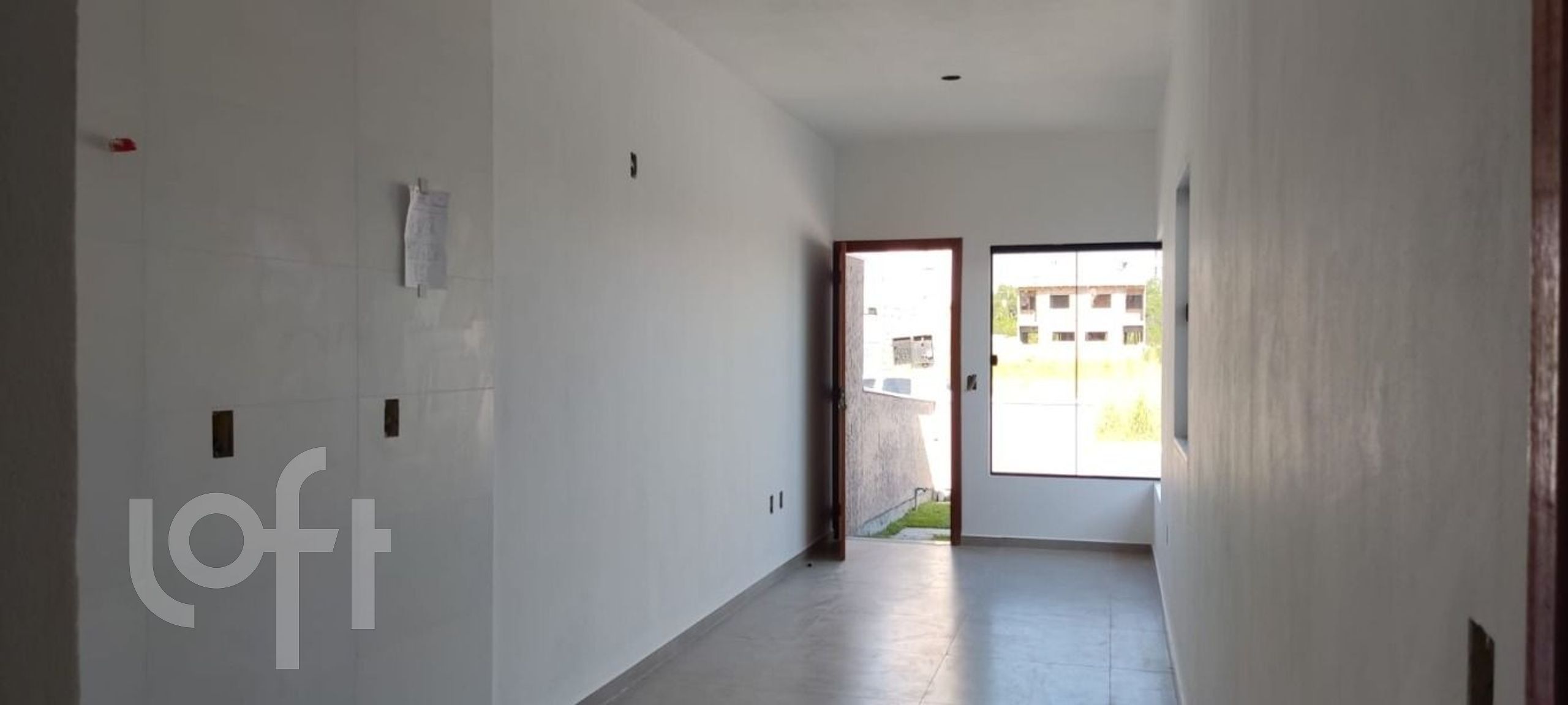 Casa à venda em Nova Palhoca com 50 m², 2 quartos, 2 vagas