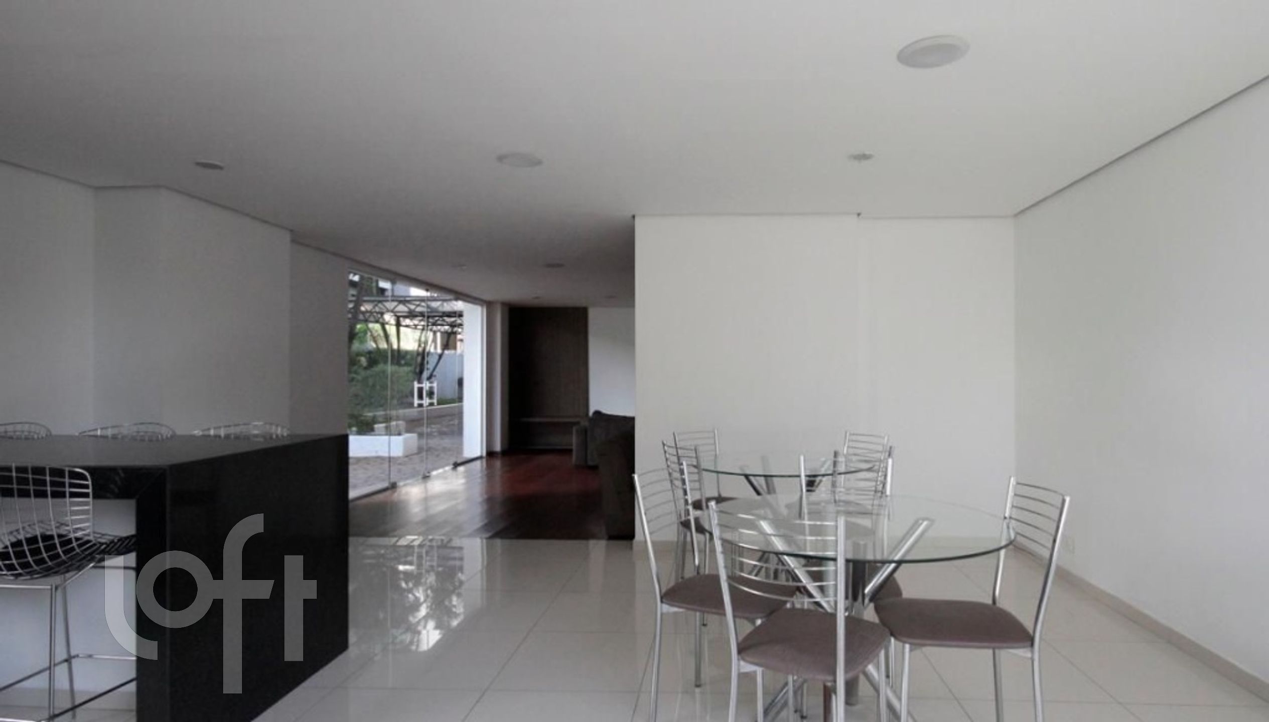 Apartamento à venda com 1 quarto, 40m² - Foto 16