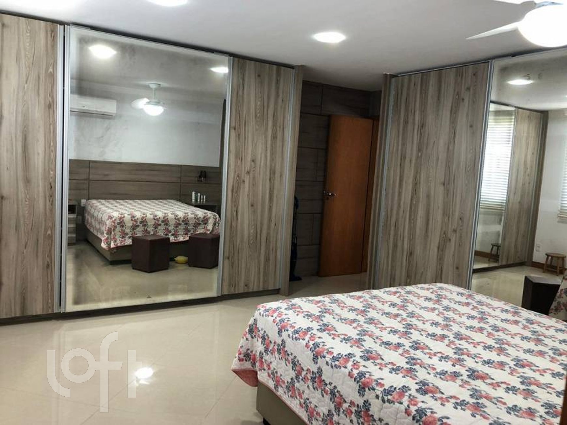 Apartamento à venda com 4 quartos, 213m² - Foto 25