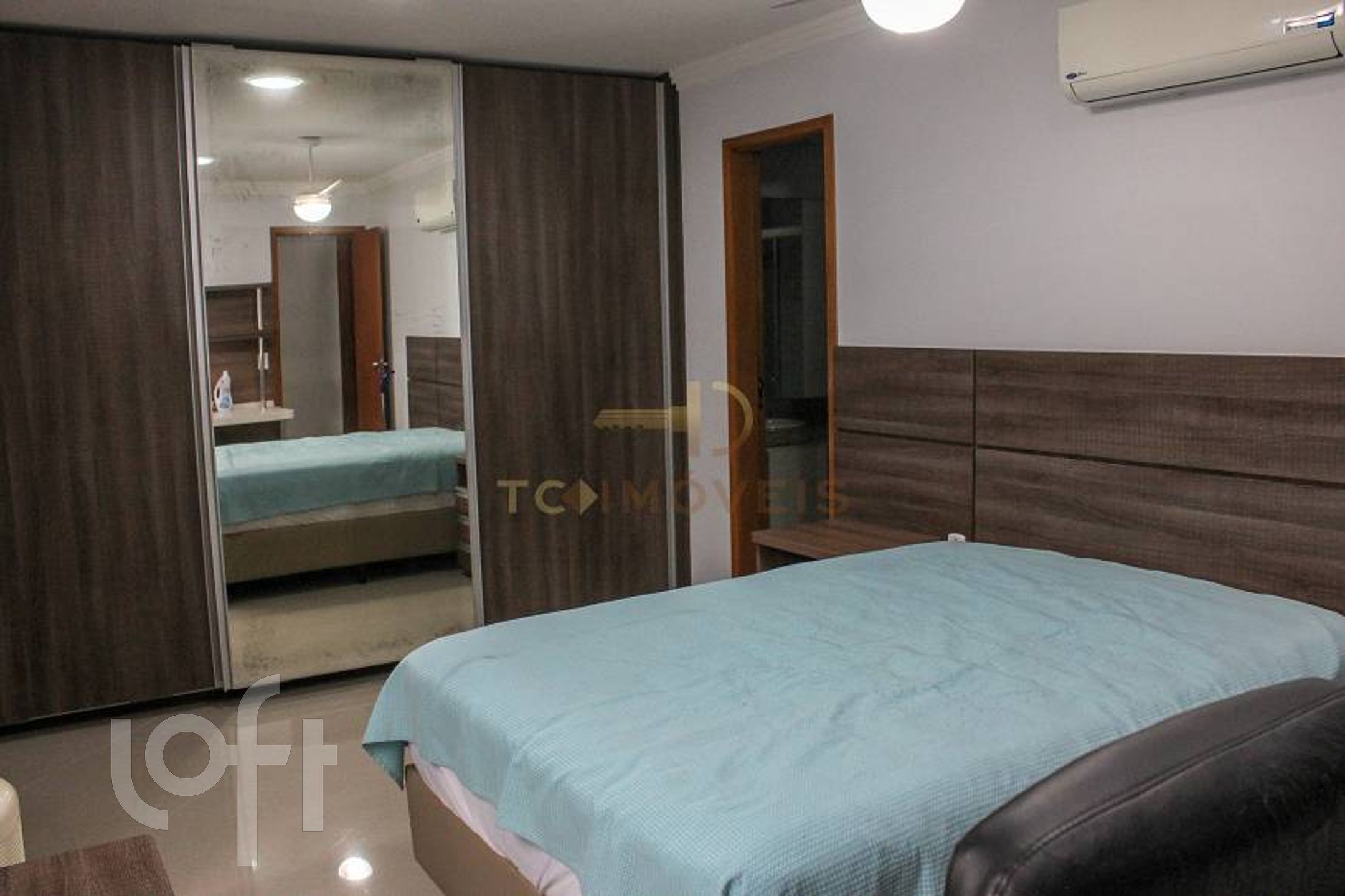 Apartamento à venda com 4 quartos, 213m² - Foto 29