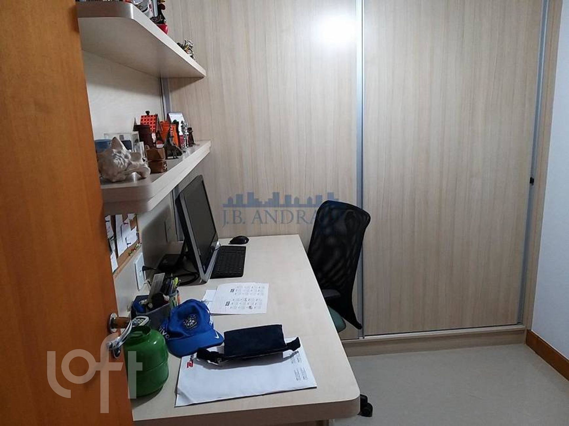 Apartamento à venda com 4 quartos, 213m² - Foto 10