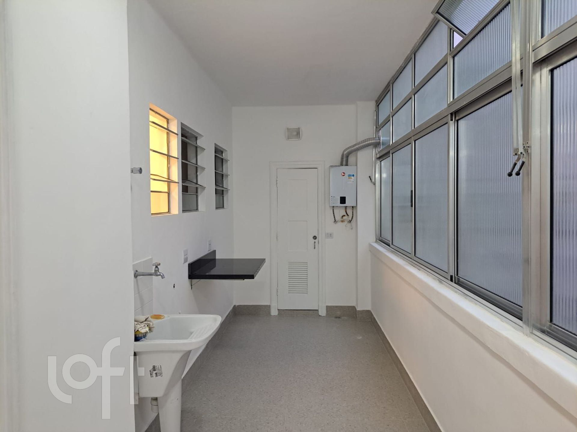 Apartamento à venda com 3 quartos, 209m² - Foto 21