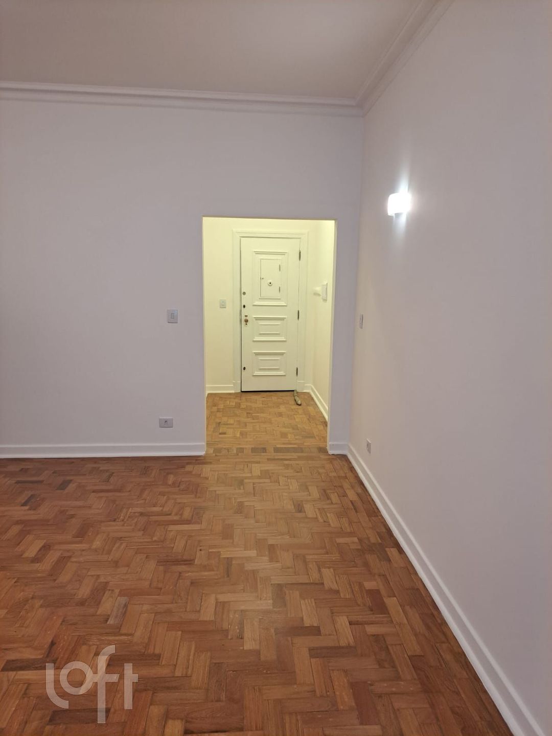 Apartamento à venda com 3 quartos, 209m² - Foto 7