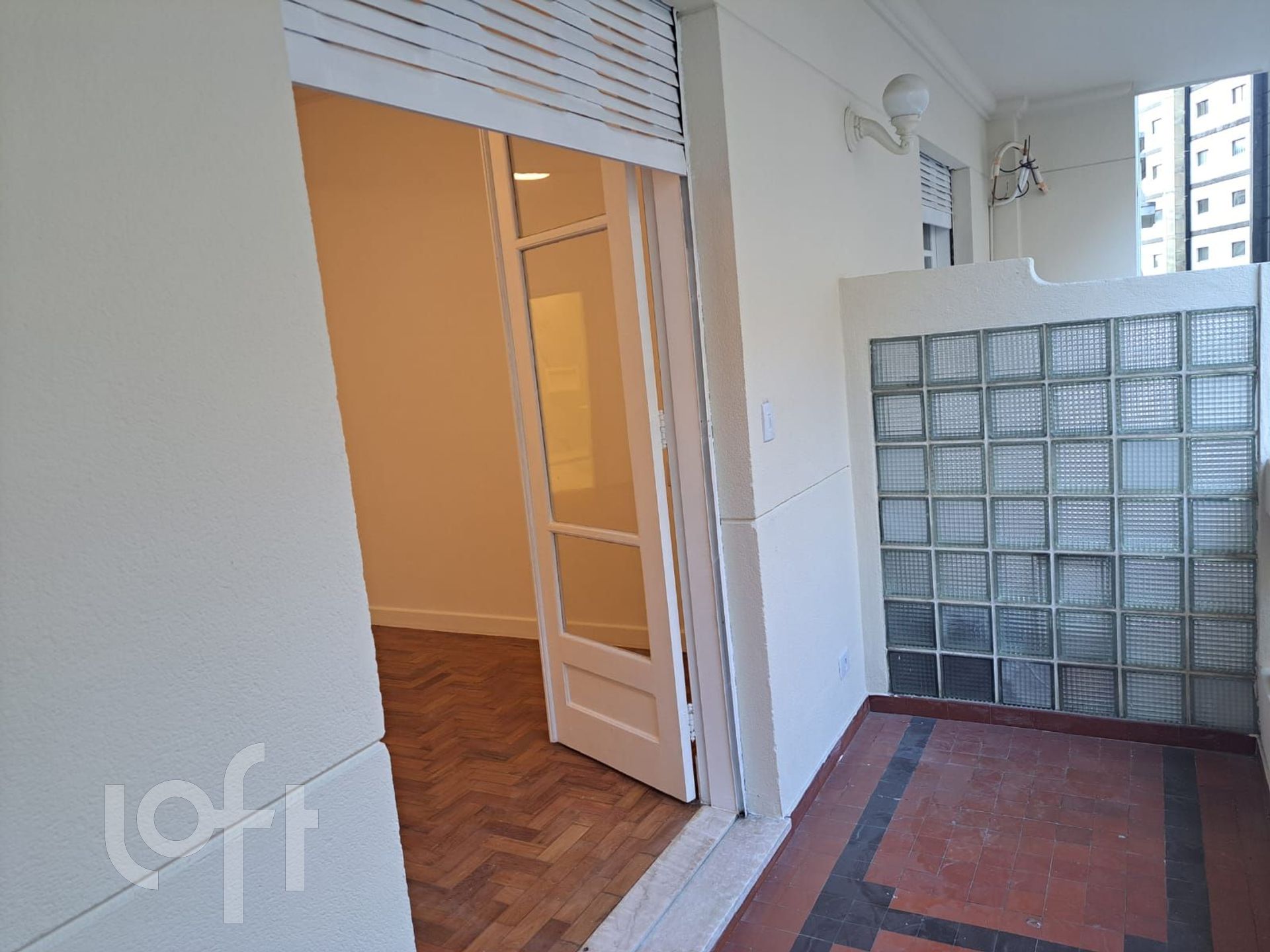 Apartamento à venda com 3 quartos, 209m² - Foto 8