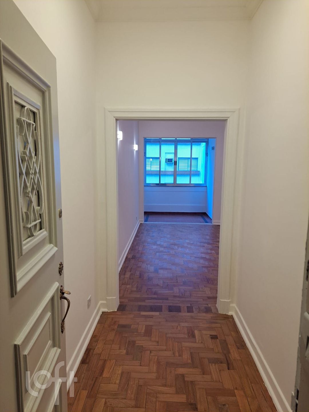 Apartamento à venda com 3 quartos, 209m² - Foto 18