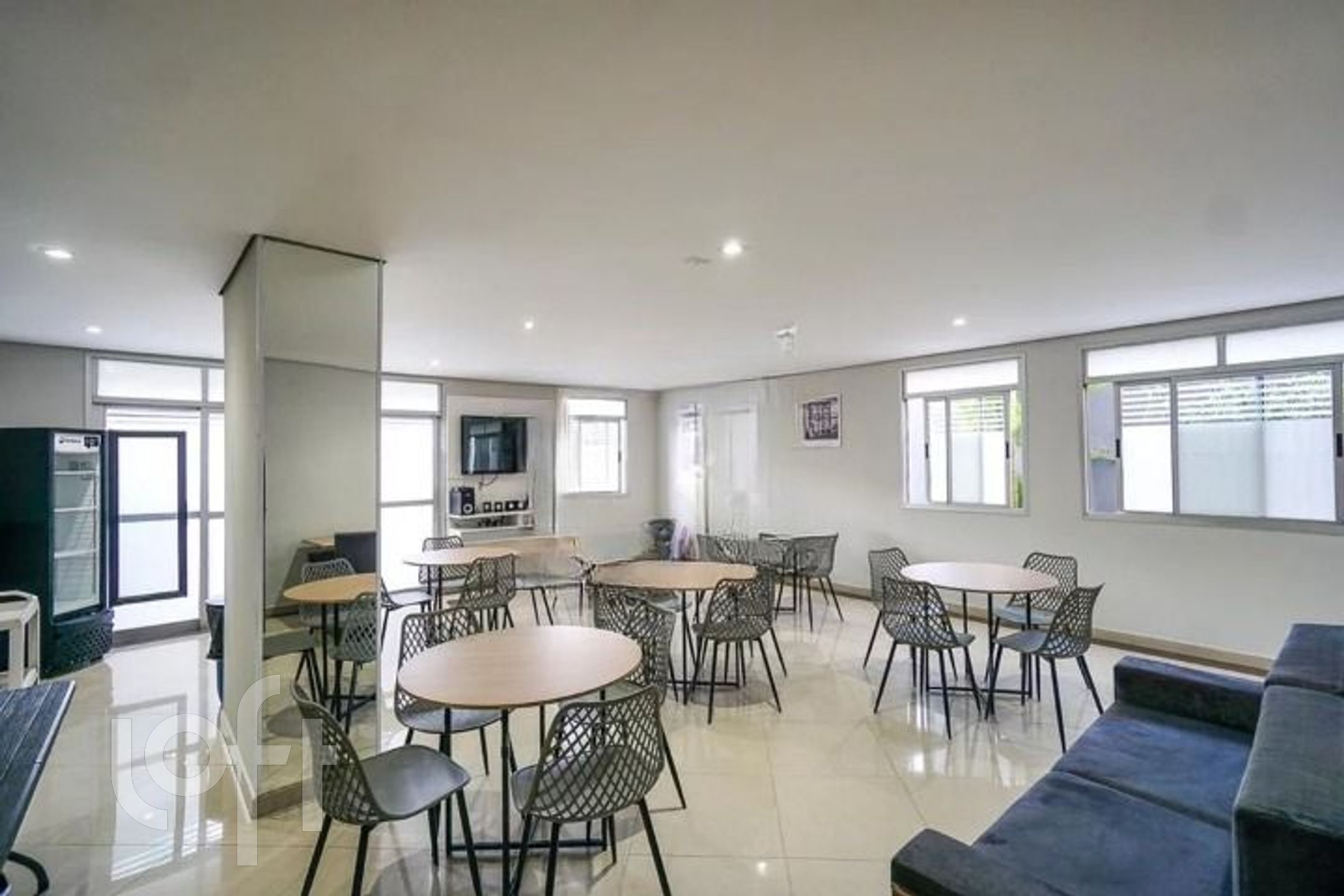 Apartamento à venda com 3 quartos, 60m² - Foto 14