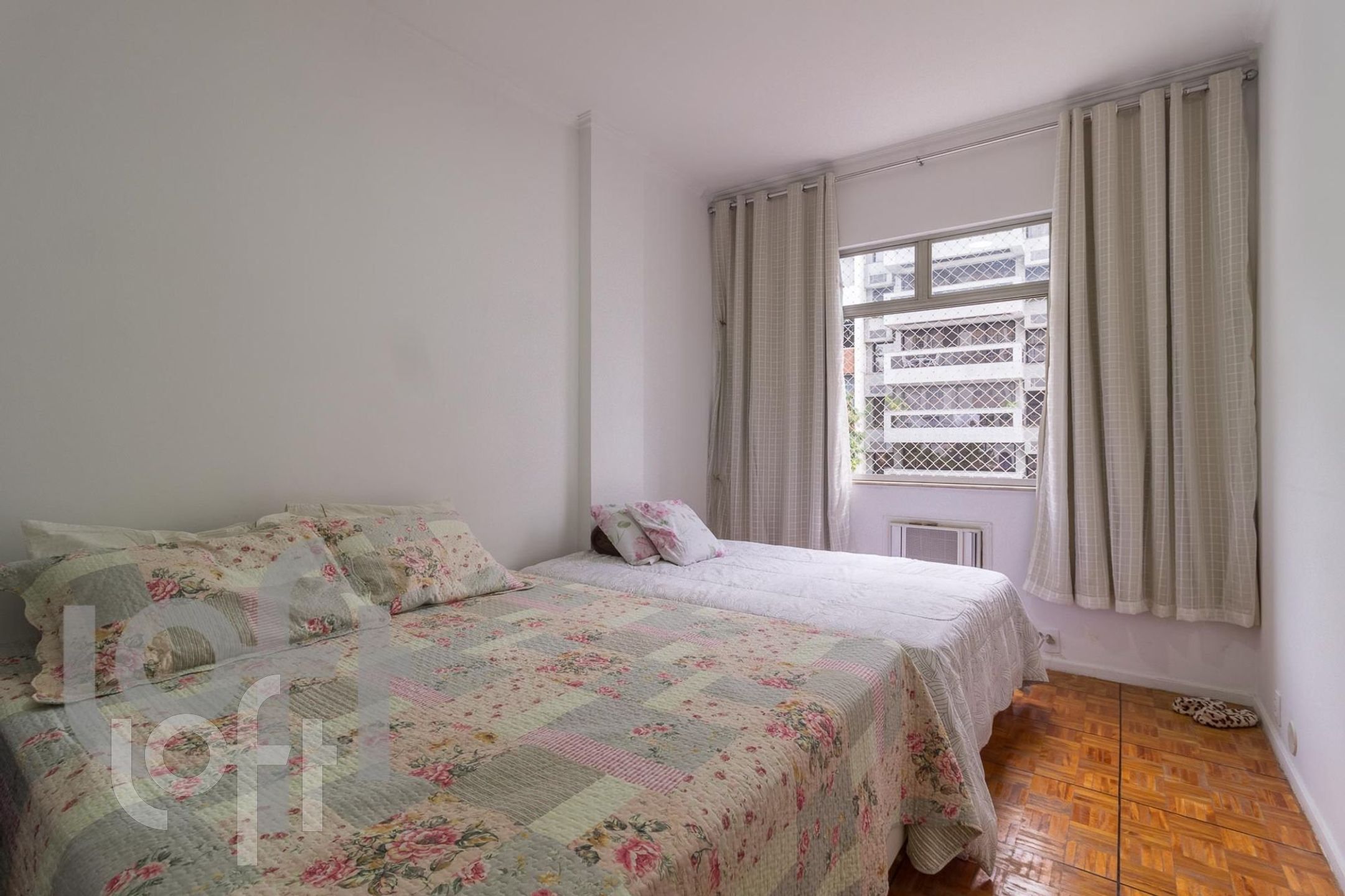 Apartamento à venda com 4 quartos, 140m² - Foto 14